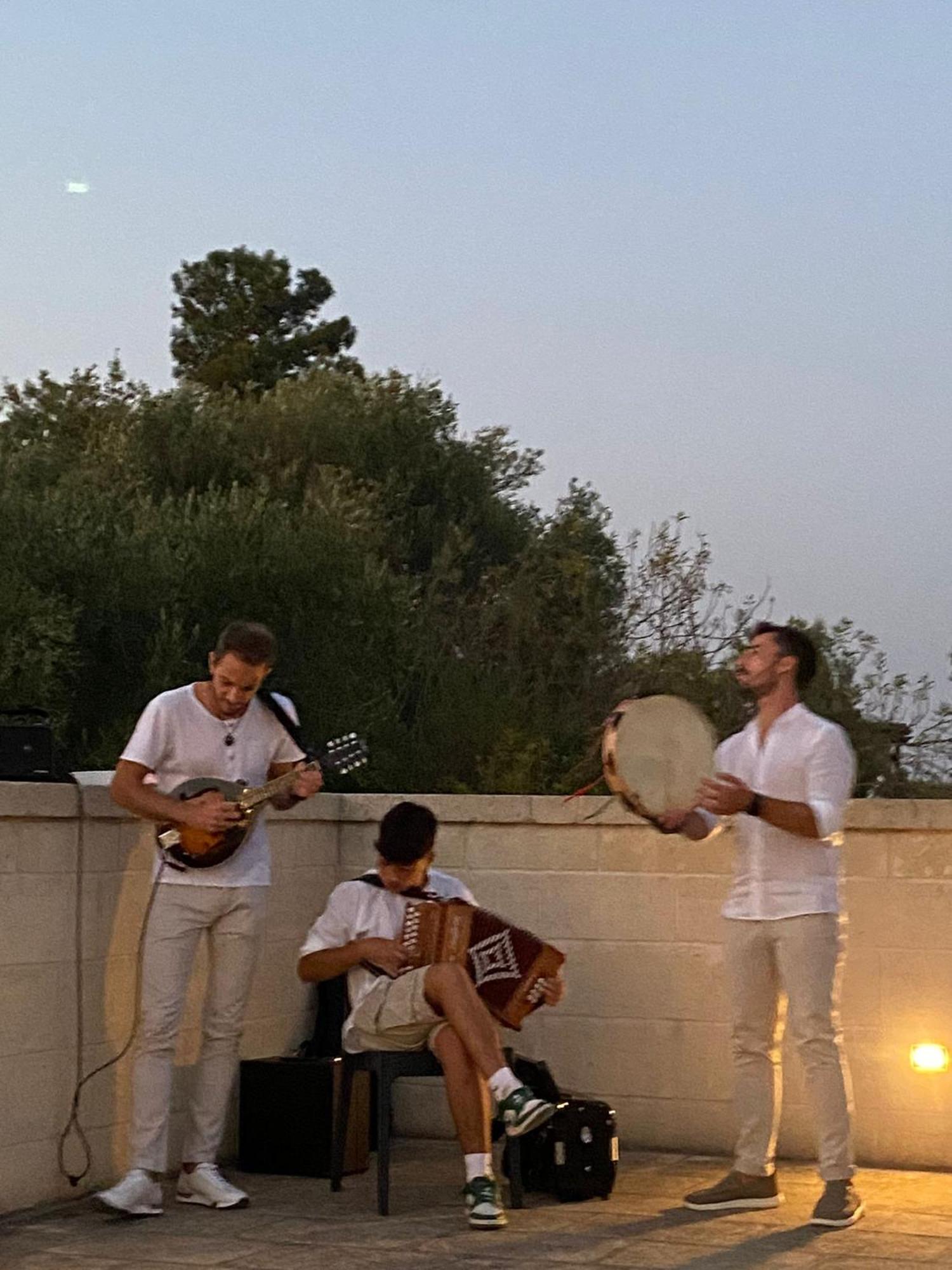 Trulli Aurasia Ostuni Bagian luar foto