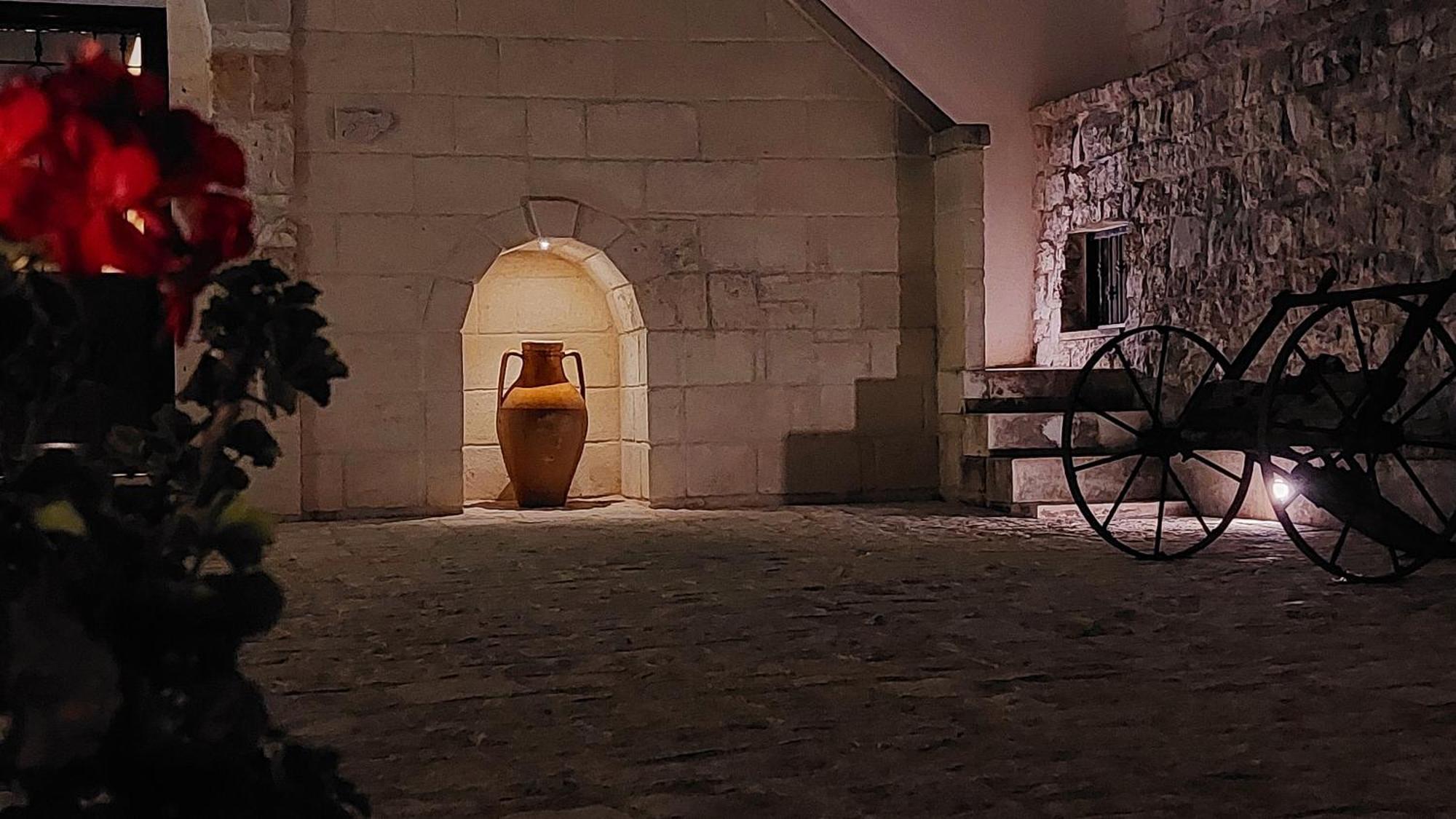 Trulli Aurasia Ostuni Bagian luar foto